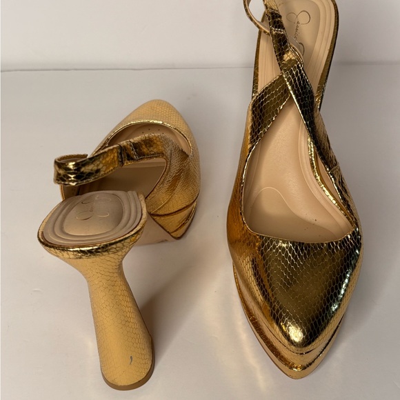 Gold Slingback Heels - Picture 5 of 10